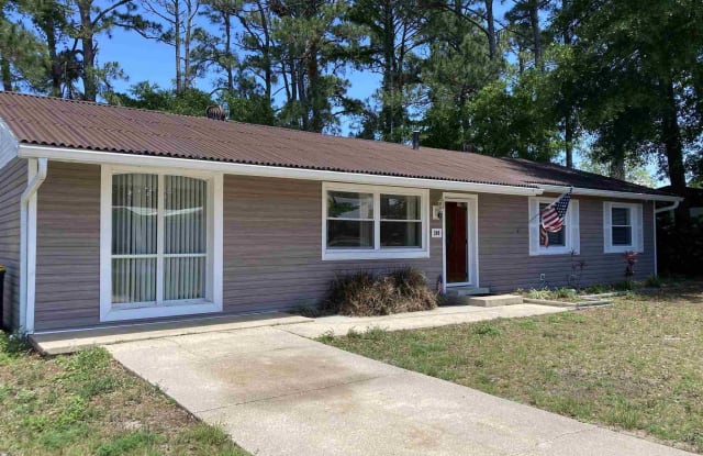 209 Rose Marie Ln - 209 Rose Marie Lane Southwest, Fort Walton Beach, FL 32548