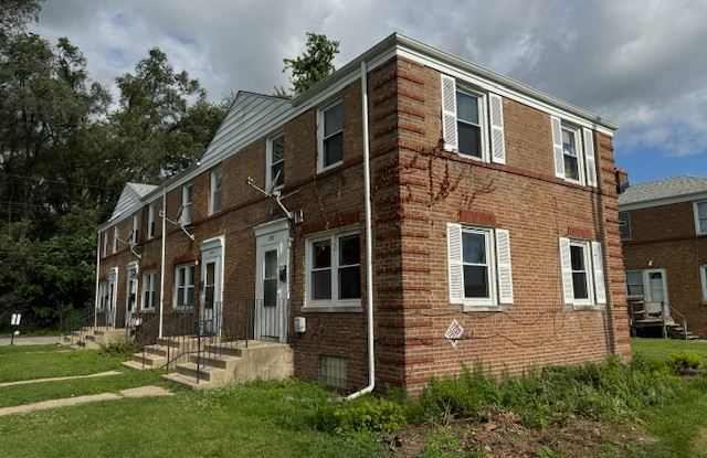 Photo of 7232 Columbia Ave.