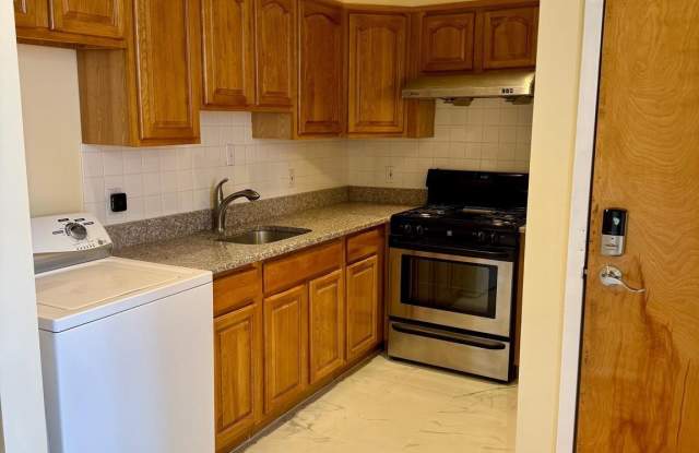 Photo of 201 N 9TH Street