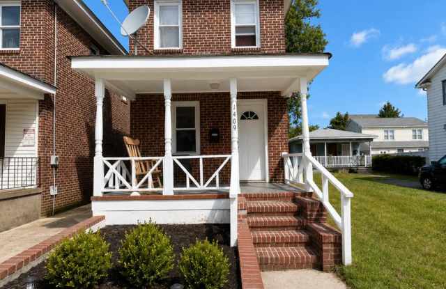 2 Bedroom House in Asbury Park!