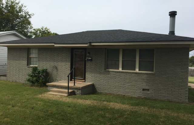 702 South Mission Street