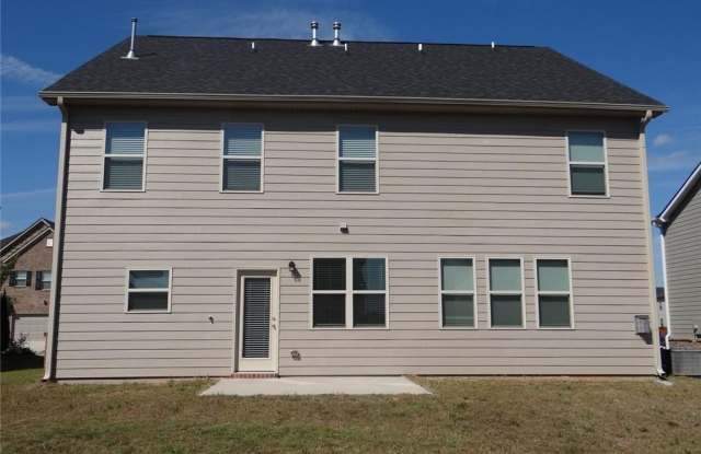 3473 Hawthorn Farm Boulevard