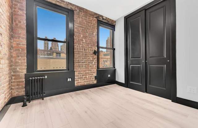 438 W 52ND ST.