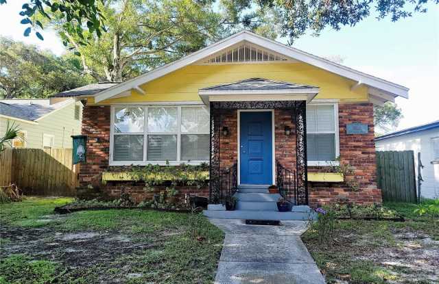 3026 BURLINGTON AVENUE N - 3026 Burlington Avenue North, St. Petersburg, FL 33713