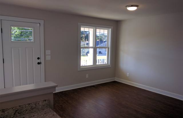 110 West Enterprise St - 1