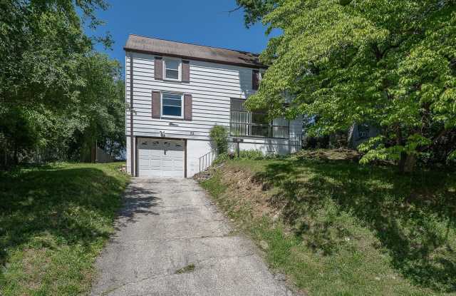 35 EASTWOOD ROAD