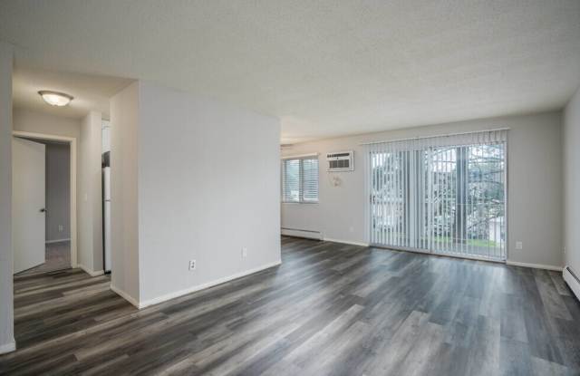 Photo of Charlton Place