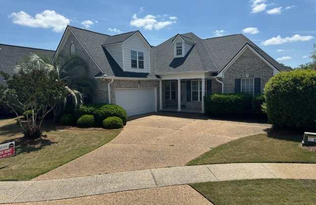1052 Stonebridge Lane
