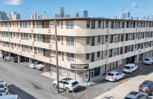 2131 South Beretania Street