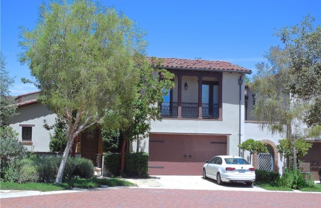 1 Stonepath - 1 Stonepath, Newport Beach, CA 92657