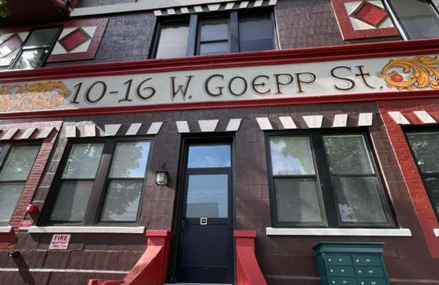 10 W Goepp Street