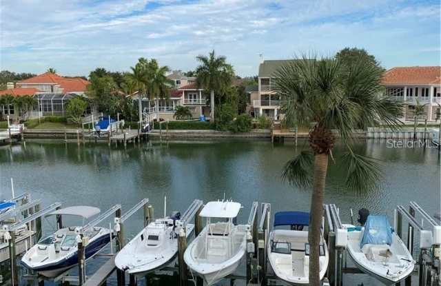 1125 PINELLAS BAYWAY S