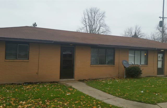 The Duplexes - 3904 Bay City Road, Midland, MI 48642