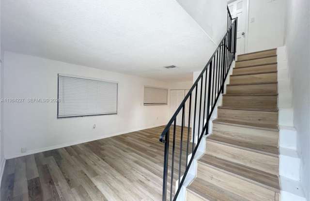 65 NE 59th St