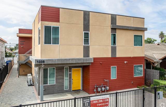 1238 W 37th Place - Co-Living