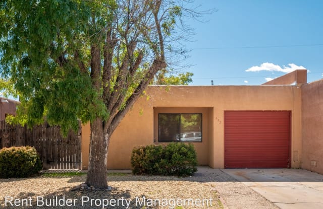 222 Shannon Pl. NW - 222 Shannon Place Northwest, Albuquerque, NM 87107