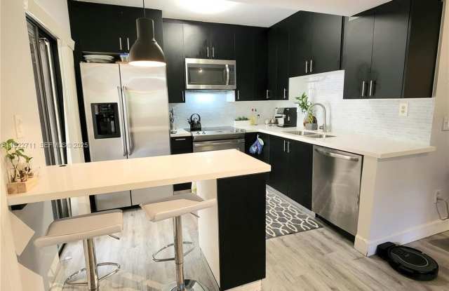 Photo of 20240 NE 3rd Ct