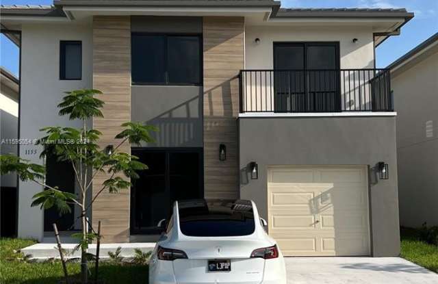 1155 NW 2