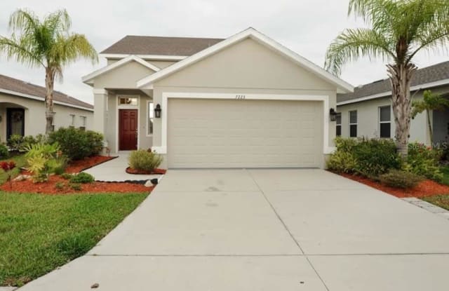 7223 51ST TERRACE E - 7223 51st Terrace East, Manatee County, FL 34221