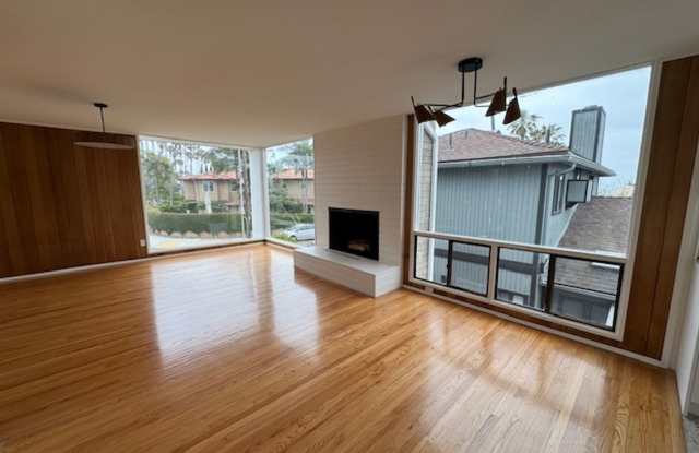 Photo of Charming Meets Modern – Renovated 2 Bed / 2 Bath in Prime La Jolla, Steps from Windansea Beach