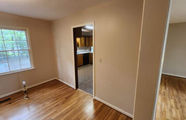 3708 Knollwood Drive