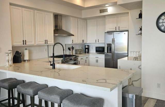 Photo of 28990 N WHITE FEATHER Lane unit: 150