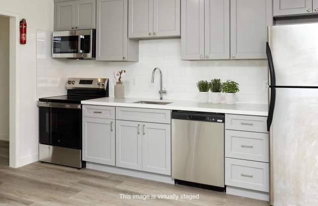 425 Orange St Apt 212