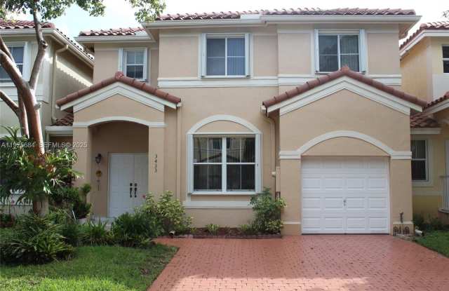 Photo of 3433 SW 171st Ter