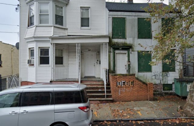 369 S 9th St - 369 South 9th Street, Newark, NJ 07103