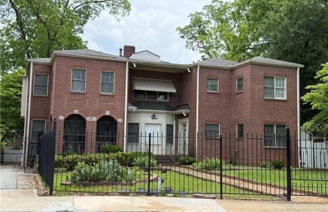 3548 E Main Street unit: 8