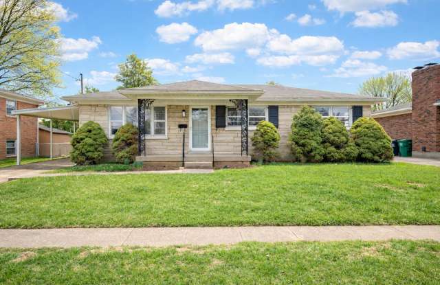 ✨ Remodeled Shivley 3 Bedroom, 1.5 Bathroom Home! ✨