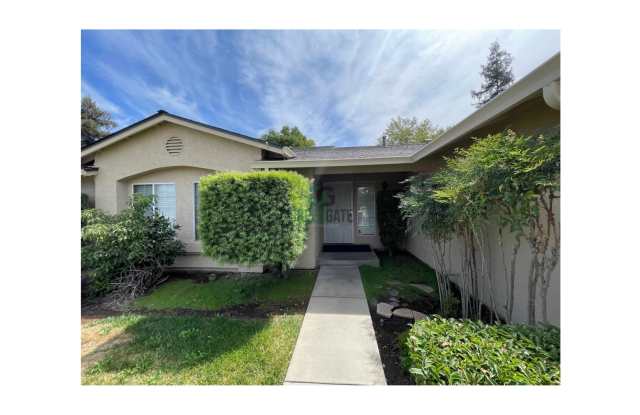 Newly Reduced! Beautiful 4 Bedroom, 2 Bathroom Home Available in Riverbank!