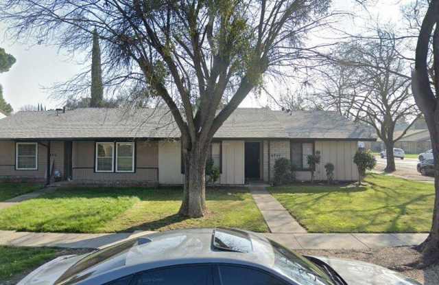 CHARMING 3 BEDROOM 2 BATHROOM SINGLE-STORY IN STOCKTON!