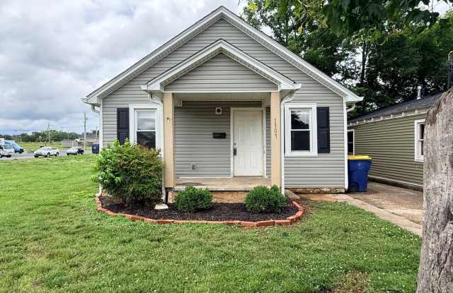 1307 Magnolia Street