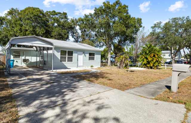 6818 59th Street North