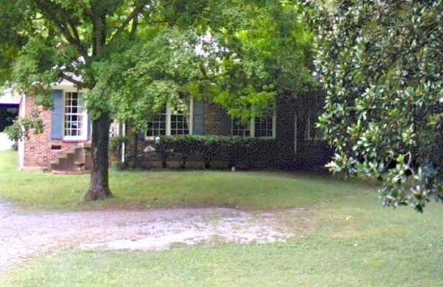 2122 Sharondale Drive - 2122 Sharondale Drive, Nashville, TN 37215