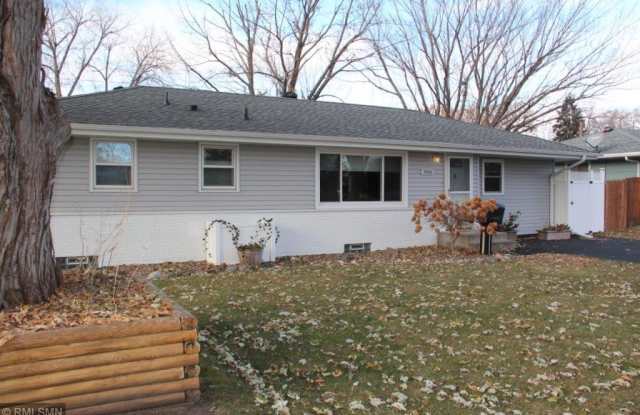 5900 7th Street NE - 5900 7th Street Northeast, Fridley, MN 55432