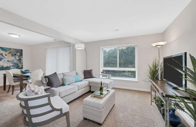 Hermitage Square Apartments