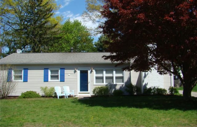 12 Park Drive - 12 Park Drive, Clinton, CT 06413