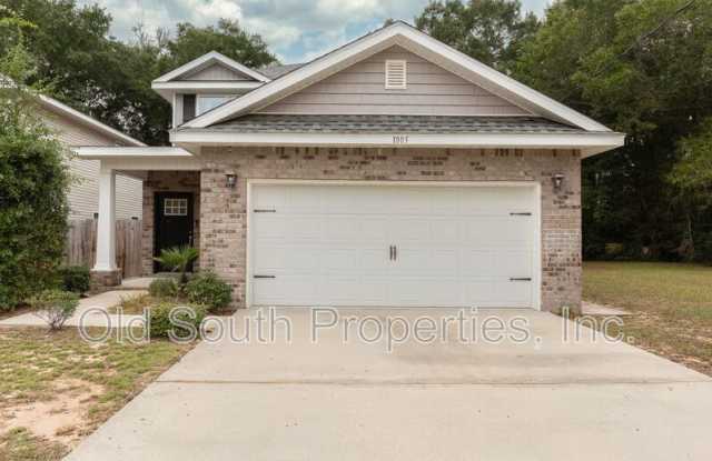 1005 North A Street