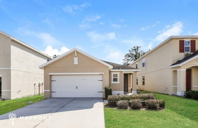 10207 Hawk Storm Avenue