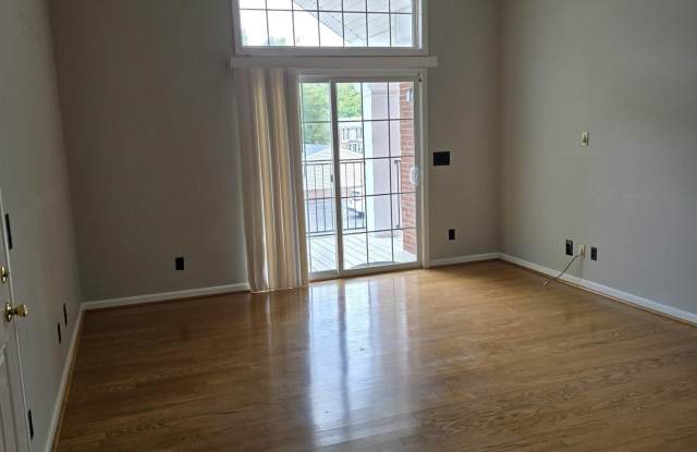 1110 Westlynne Pl unit: 5