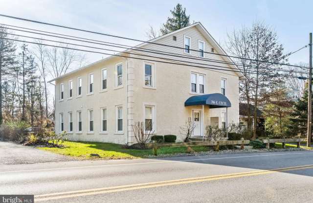 306 E CECIL Avenue unit: 3