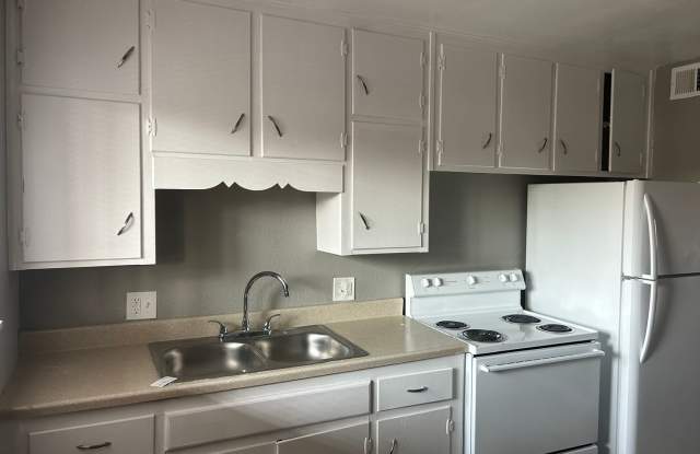 Forest Court Apartment Homes