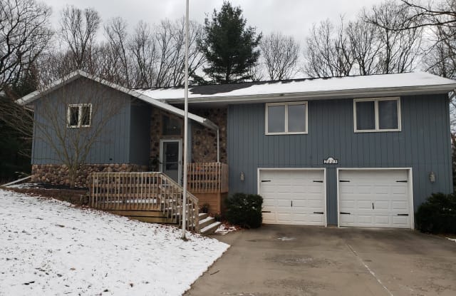 2225 Pleasant Hill Drive - 2225 Pleasant Hill Drive, Norton Shores, MI 49441