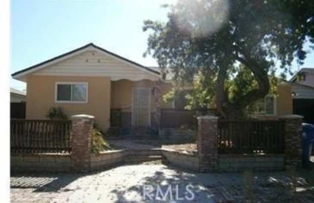 17456 Emelita Street