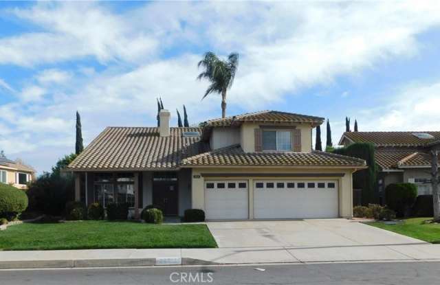 Photo of 24362 Lenox Lane