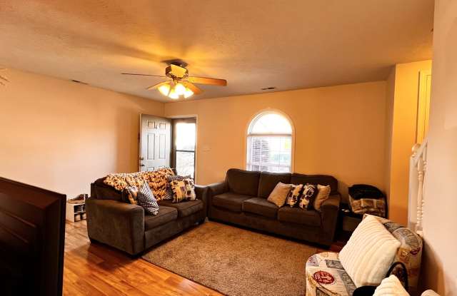 3475 S Oaklawn Circle - 1