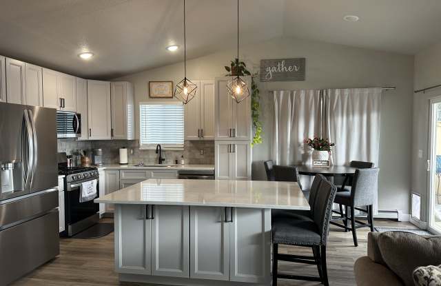 2441 Roan Ridge Road