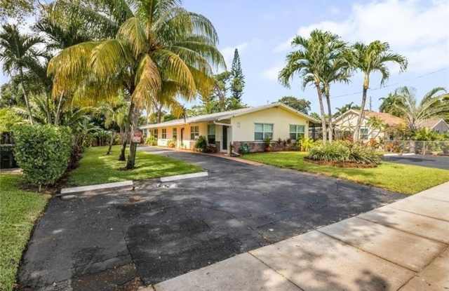 Photo of 872 NE 36th St